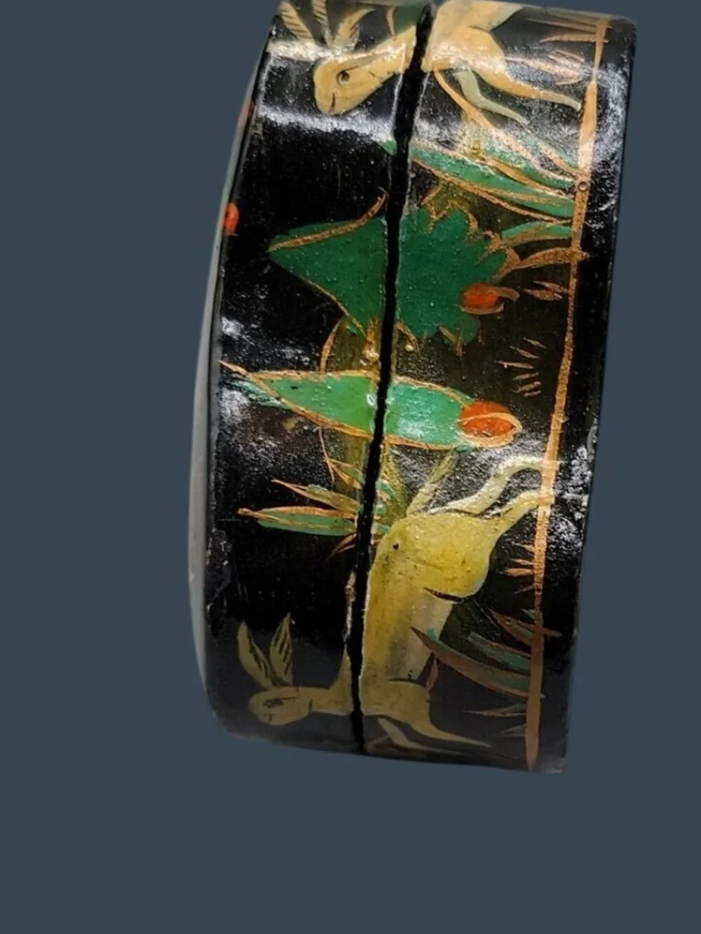 Vintage Kashmiri Heart-Shaped Papier Mache Box Hunter Jungle Motif 3